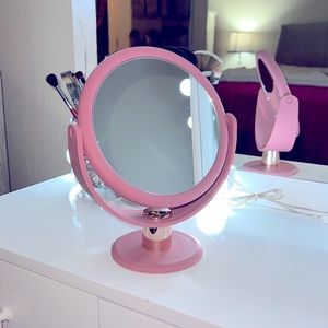 💄💄PINK MAKEUP MIRROR💄💄